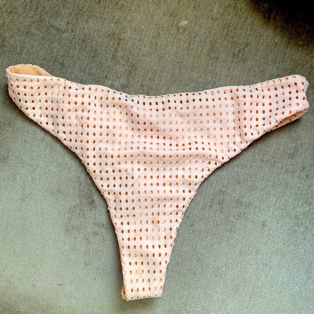 Acacia S baby pink mesh bottom
